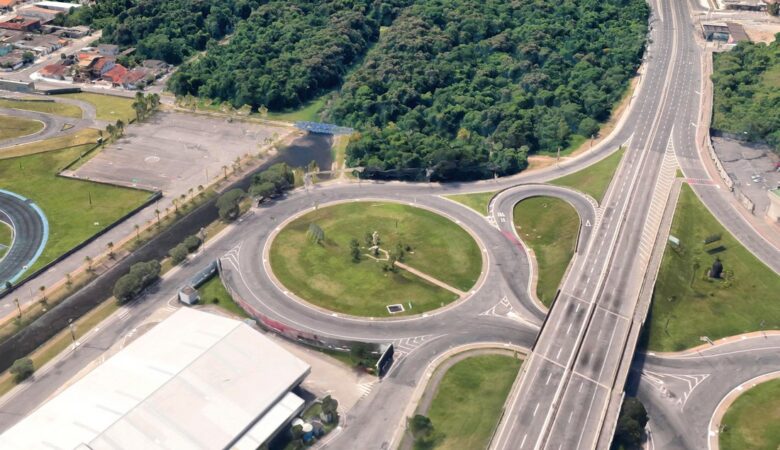 terminal rodoviário e urbano tude bastos